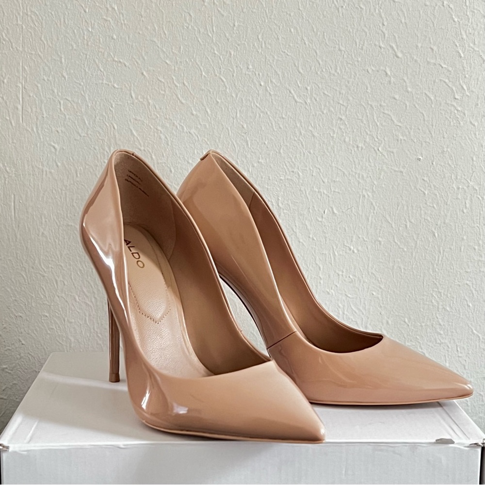 Aldo nude pumps